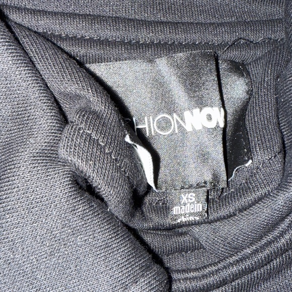 Fashion Nova Black xs & Gray s Cropped Jacket - Picture 4 of 4